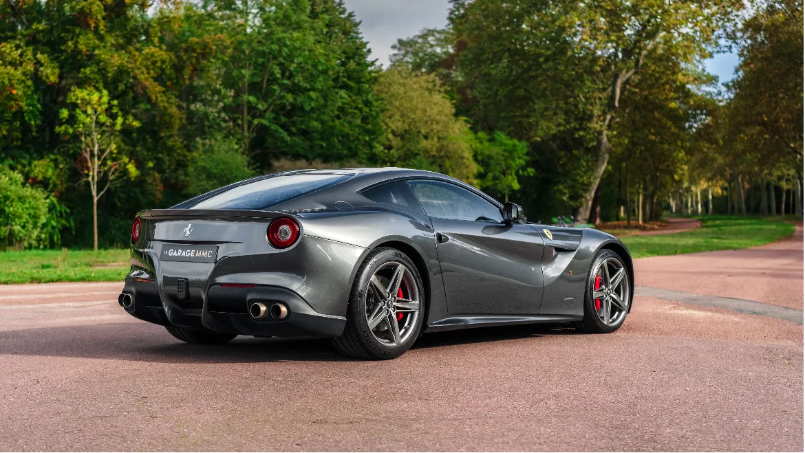 Ferrari F12 BERLINETTA